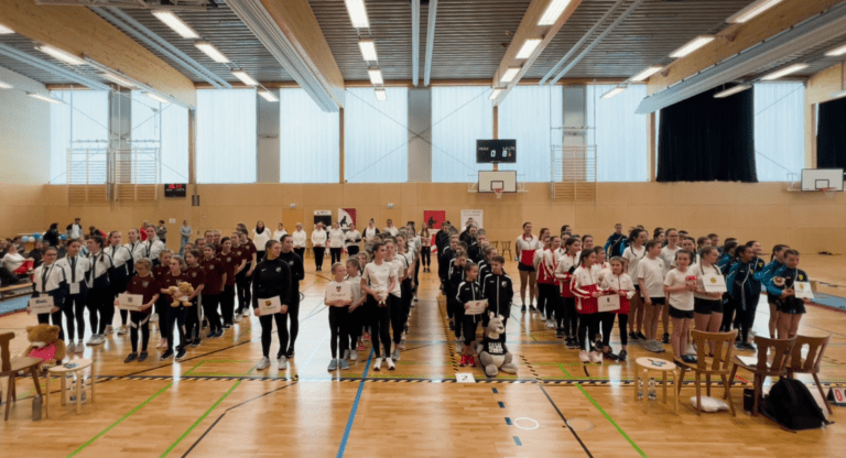 Einmarsch bayerische Team Meisterschaft 2024